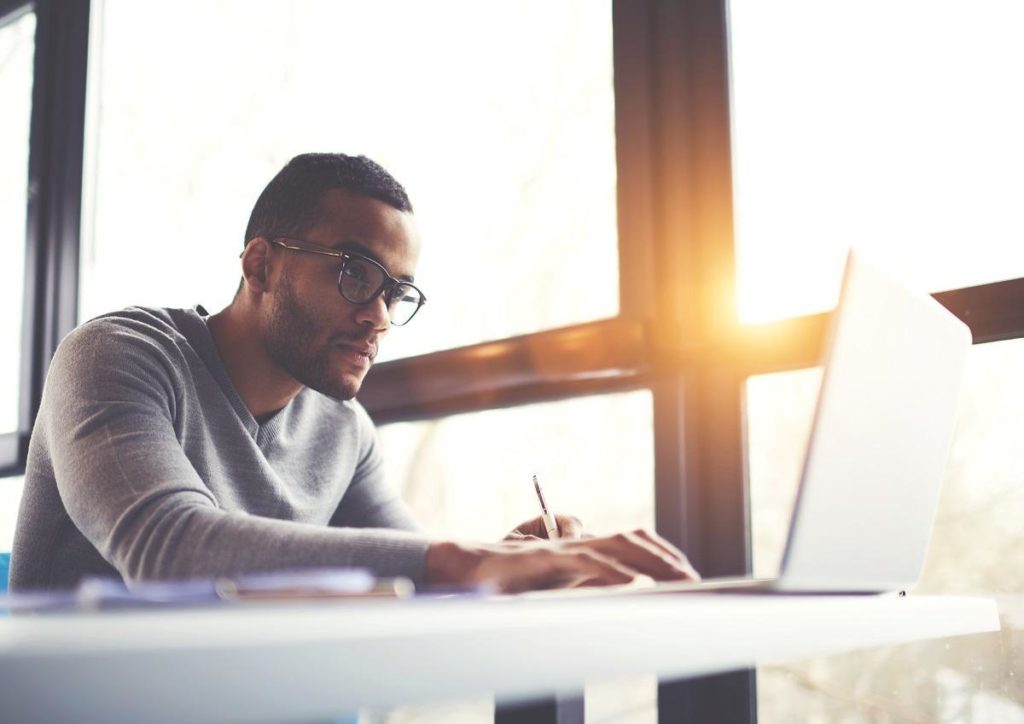 a student studying to become a financial adviser